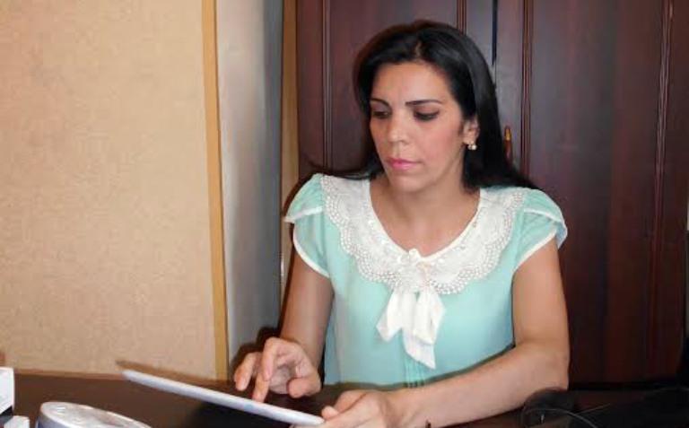 “Şagirdlərimlə əlaqə üçün sosial şəbəkələrdən istifadəyə müsbət baxmıram”