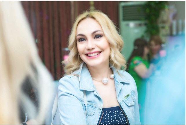 “Facebook-da müsahibə vermək çox asandır”
