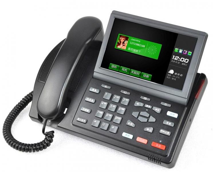 Nazirliyin Telefon Məlumat Mərkəzinə 36 minə yaxın müraciət daxil olub