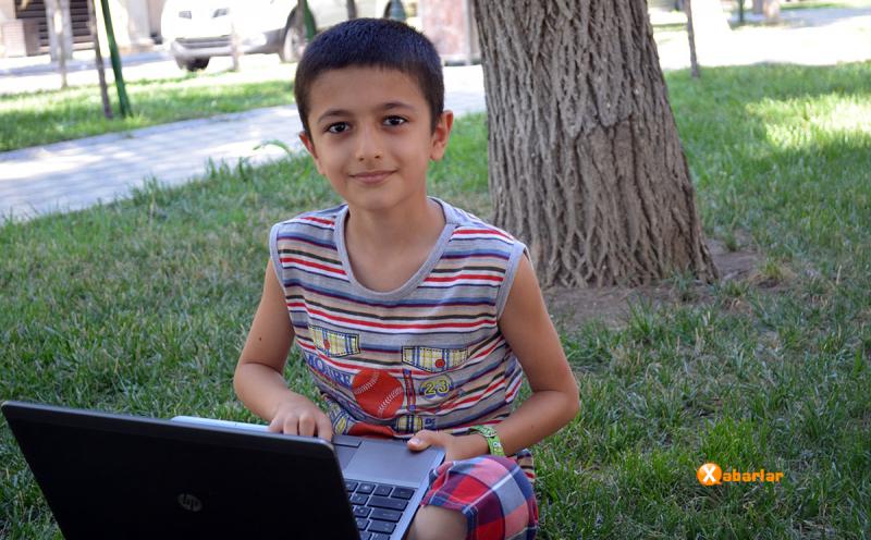 “Yetərincə kompüter olsa, sinif yoldaşlarım da texnologiyaya maraq göstərər”