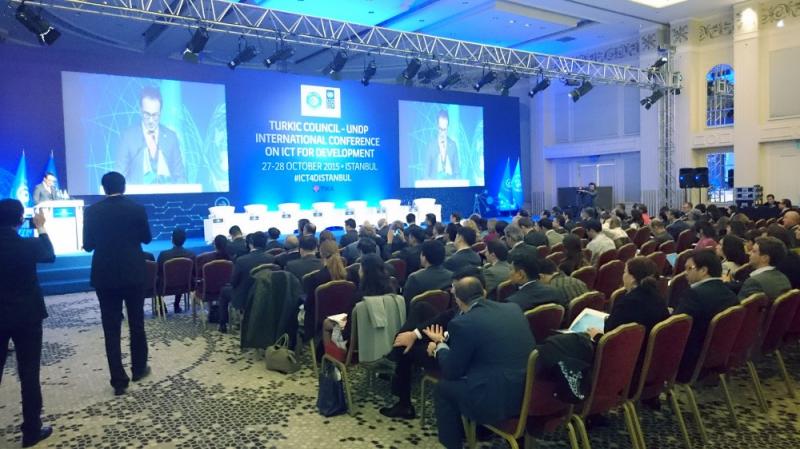 “İnkişaf üçün İKT” konfransı başa çatdı 