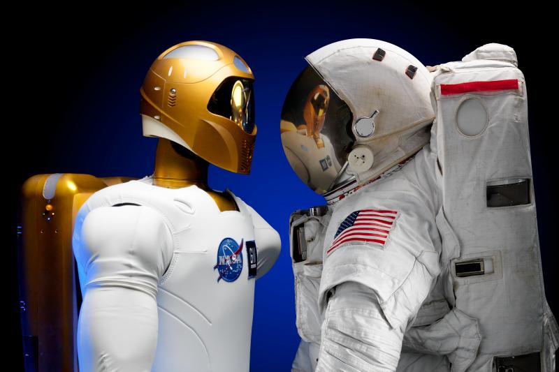 NASA robot yarışması keçirir
