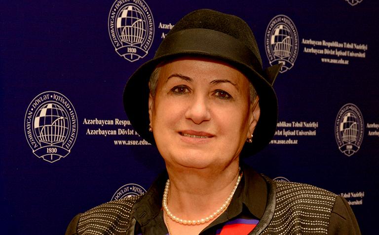 “Gələcəkdə qadınların İKT sahəsindəki mövqeyi daha yüksək olacaq”