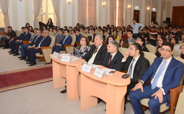Tələbələrin İKT bilikləri yoxlanıb 