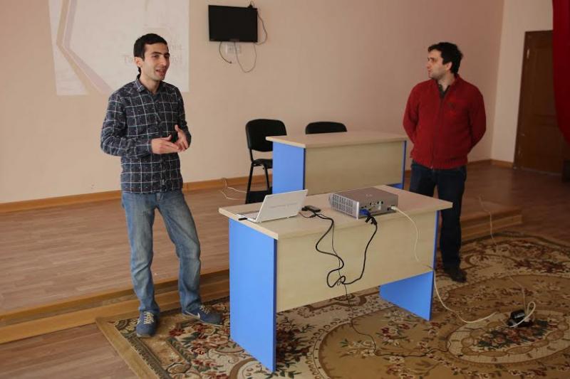 Təhlükəsiz internetlə bağlı təlimlər başa çatıb