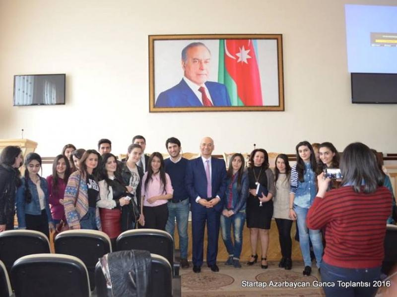 Gəncədə tələbələrə və gənclərə startaplarla bağlı məlumat verilib