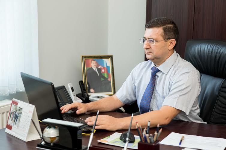“Düzgün olmayan tarif siyasəti sabit telefon operatorların gəlirlərinin mobil operatorlara axmasına şərait yaradıb”