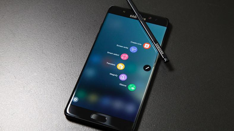 AZAL Galaxy Note 7  smartfonlarının daşınmasını tam qadağan etdi