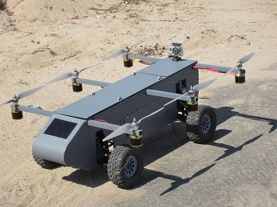 Havada və yerdə hərəkət edən dron-Video