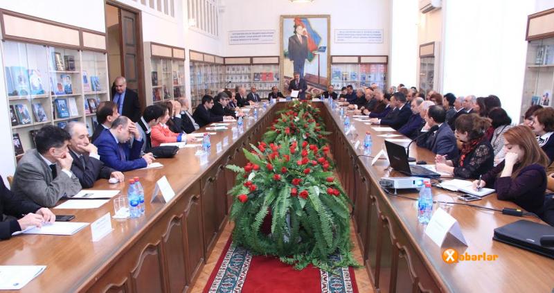 Ali təhsilin informasiyalaşması müzakirə olunub - Foto