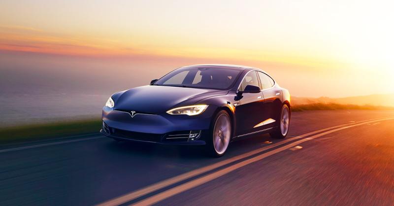 Tesla 53 min avtomobilini geri çağırır-Səbəb