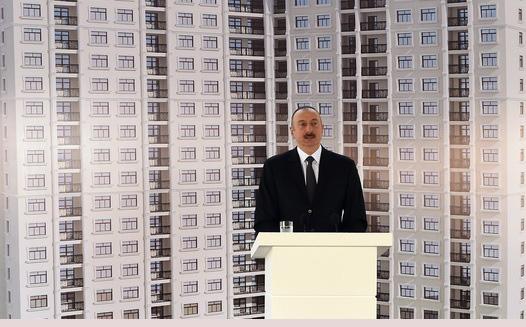 Prezident jurnalistlər üçün tikilmiş  binada mənzillərin paylanması mərasimində iştirak edib