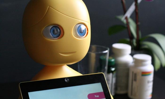 Sahibinin sağlamlıq vəziyyətini izləyən robot