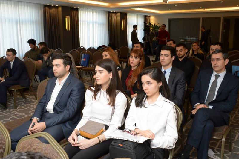 Blokçeyn texnologiyalarının innovativ sahibkarlıqda tətbiqi mövzusunda seminar keçirilib