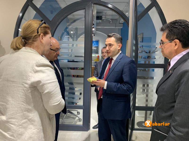 Səfirlər ilə xarici startapların Azərbaycana cəlb olunması müzakirə edilib