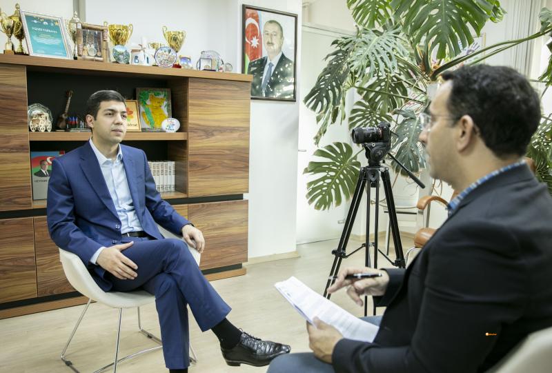 Dövlət Agentliyinin sədr müavini İən Xana xüsusi müsahibə verib