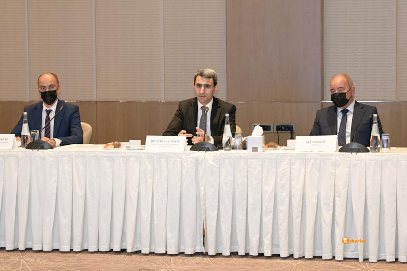 NRYTN Lütfi Zadənin 100 illiyinə həsr olunmuş konfrans keçirib