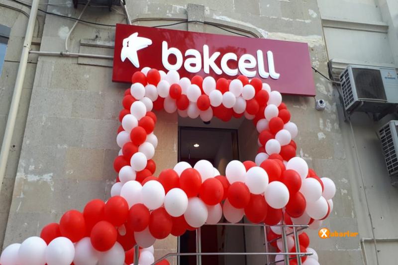 Bakcell yenilənmiş konsept mağazasını təqdim edib