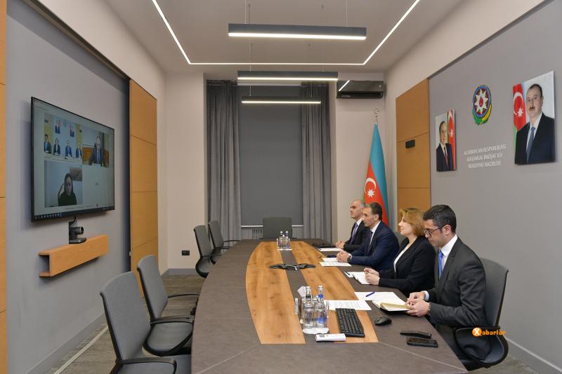 Nazir Rəşad Nəbiyev Ukraynanın infrastruktur naziri ilə videokonfrans formatında görüşüb