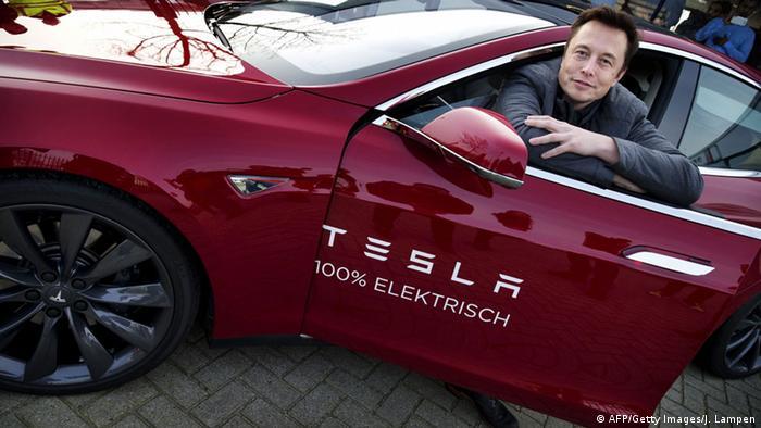 İl sonunadək “Tesla” robot taksiləri ABŞ əhalisinin yarısını əhatə edəcək