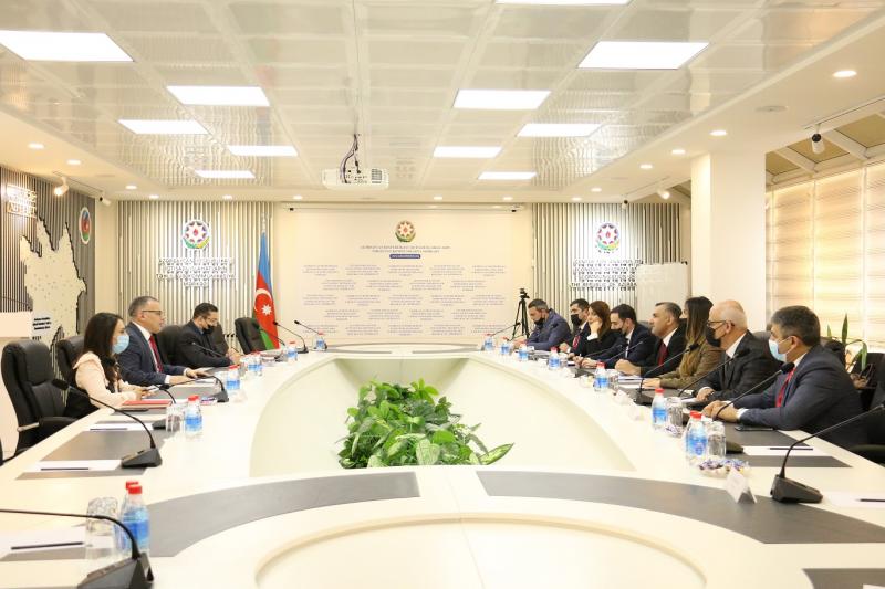 İİTKM-də Mediasiya Şurası ilə görüş keçirilib