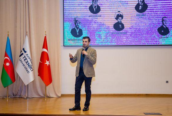 Selçuk Bayraktara Azərbaycan Texniki Universitetinin fəxri doktroru adı verilib