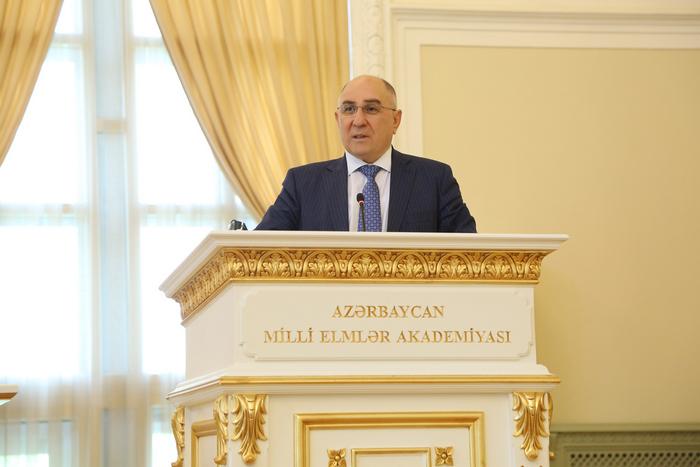 “Akademik İbrahim İbrahimov Azərbaycanda riyaziyyat elmini dünya səviyyəsinə yüksəldən alimlərimizdəndir”