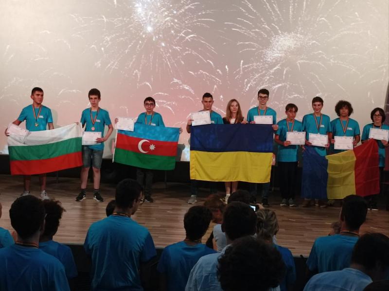 İnformatika üzrə növbəti qızıl və bürünc medallar!