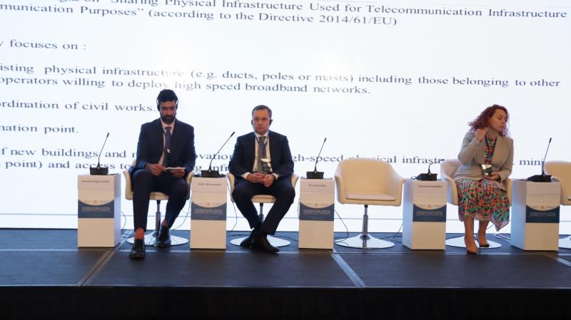 Nazir müavini Gürcüstanda keçirilən Beynəlxalq Rəqəmsal Bağlantı Sammitində iştirak edib