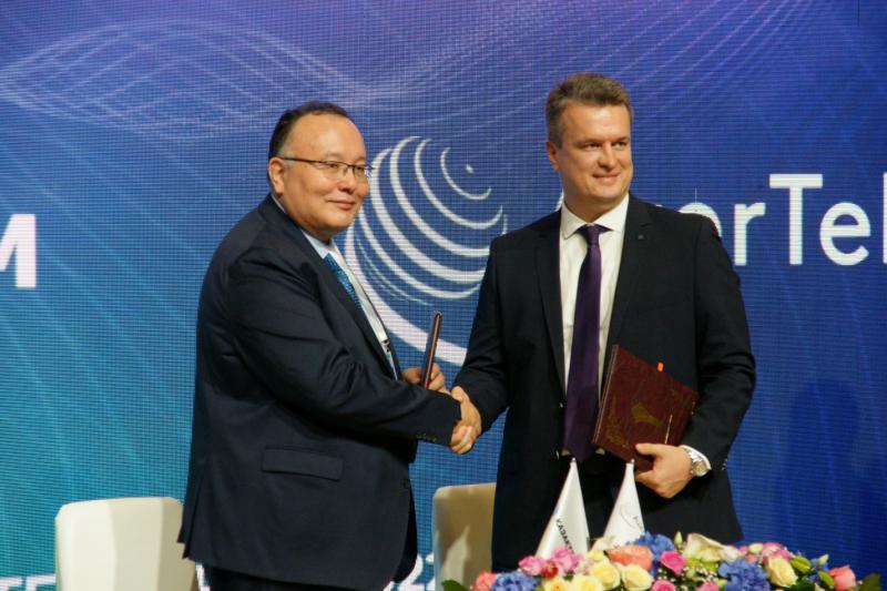 “AzerTelecom” və “Kazakhtelecom” memorandum imzalayıb