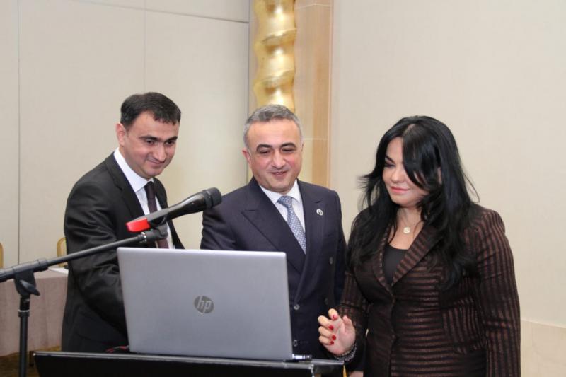 Vəkillər üçün yeni onlayn platforma