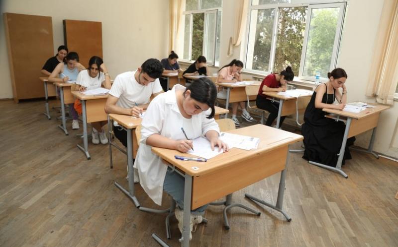 Azərbaycanda ilk dəfə informatika fənni üzrə qəbul imtahanı keçirildi