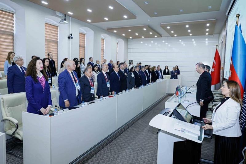 "Regional İnkişaf-Rəqəmsal İqtisadiyyat" mövzusunda 2-ci Beynəlxalq elmi praktik konfransı keçirilib 