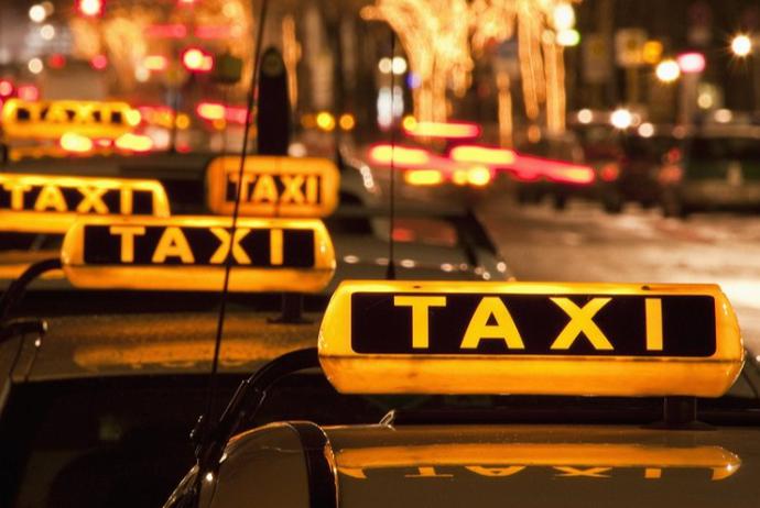 Taksi operatorlarının Vergi Xidmətinə ötürülməli olan məlumatlarının siyahısı hazırlanacaq