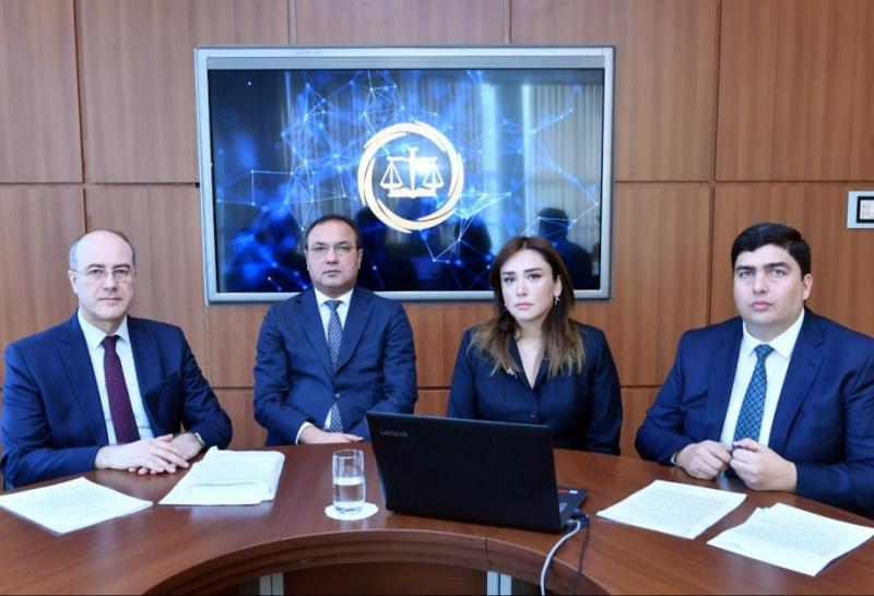 “Mobil notariat” tətbiqinin istifadəçiləri iki dəfə artaraq 900 minə çatıb 