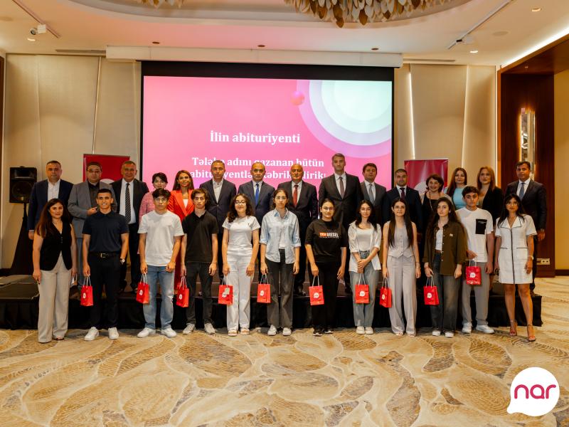 "Nar" təhsilə dəstək göstərərək ən yüksək bal toplayan abituriyentləri  mükafatlandırdı