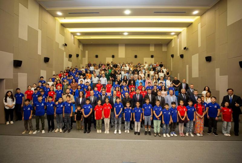 “Deneyap” texnologiya laboratoriyasında “İlk dərs günü”