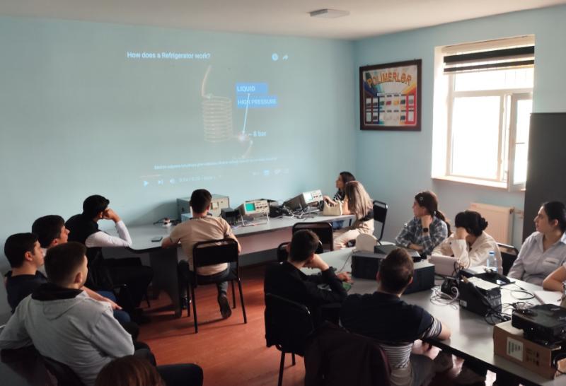 Mingəçevir Dövlət Universitetində “Elektronika və avtomatika” təlimi davam edir