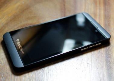 “BlackBerry”-in  yeni ağıllı telefonu 1 milyon sifariş alıb