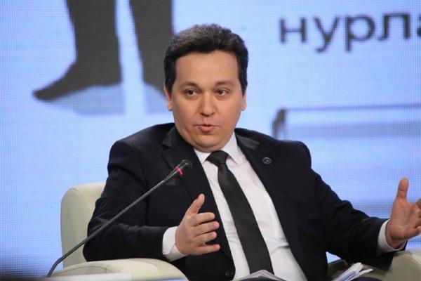 Nazir: Özbəkistan ölkəni İT mərkəzinə çevirməyə çalışır