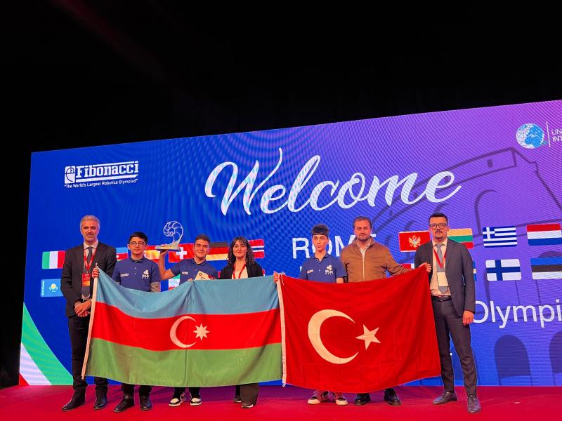 “Bilim Bakı” mərkəzinin şagirdləri beynəlxalq robot olimpiadasının qalibi olublar