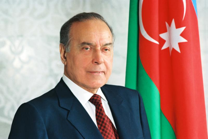 Heydər Əliyevin anadan olmasının 103-cü ildönümüdür