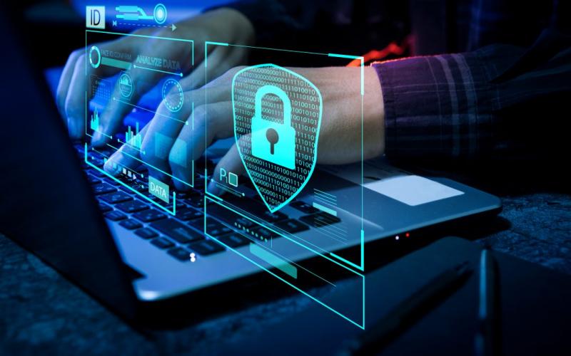 Ağ ev administrasiyası üzvlərinin məlumatları internetə sızıb