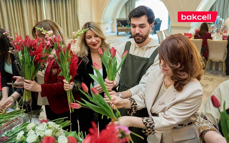 “Bakcell” jurnalist xanımları 8 Mart münasibətilə təbrik edib