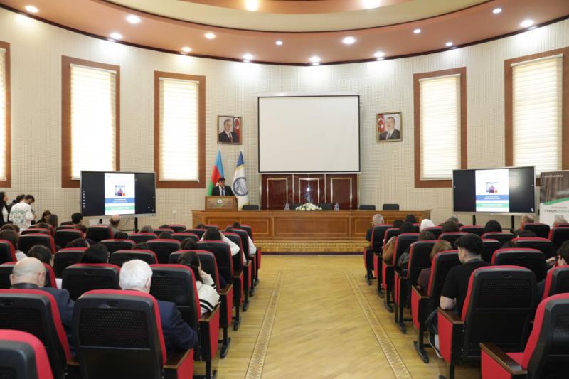 BDU-da kibergigiyena və onlayn təhlükələrdən qorunmanın yolları araşdırılıb