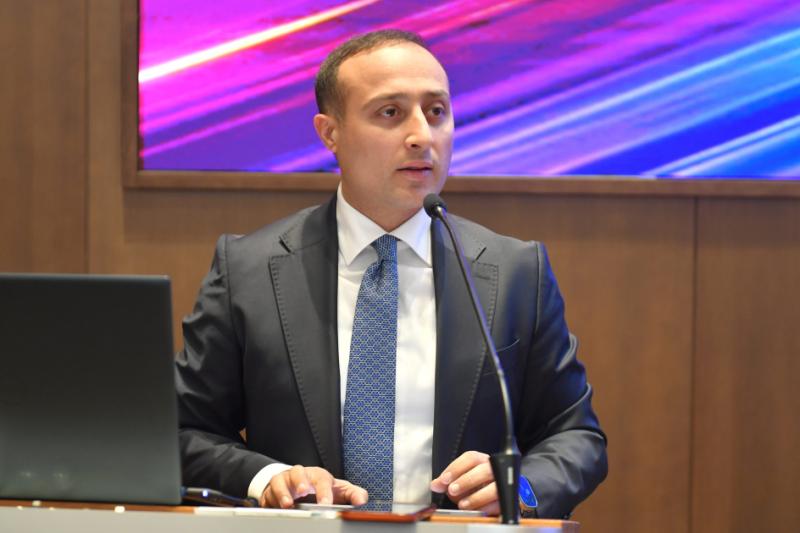 Fariz Cəfərov: Bu il qlobal süni intellekt bazarı 5 mlrd. dollara çatacaq