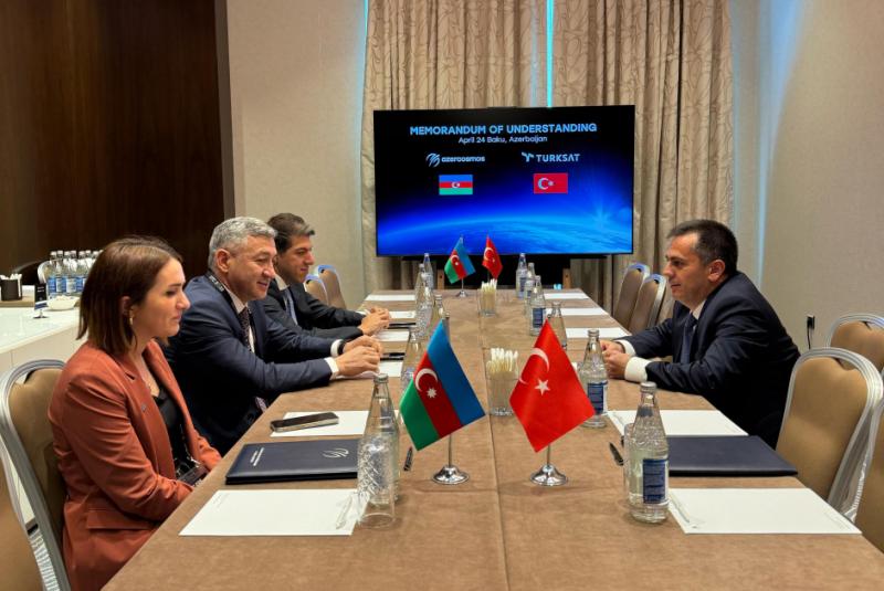 “Azərkosmos” və “Türksat” arasında Anlaşma Memorandumu imzalanıb