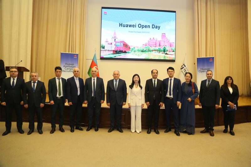 AzTU-da “Huawei” şirkətinin “Açıq qapı” günü keçirilib
