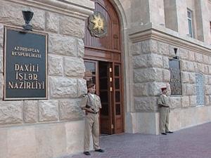 DİN “Microsoft” pirat proqram təminatının aşkarlanması istiqamətində Bakının kompüter dükanlarında reydlər keçirib