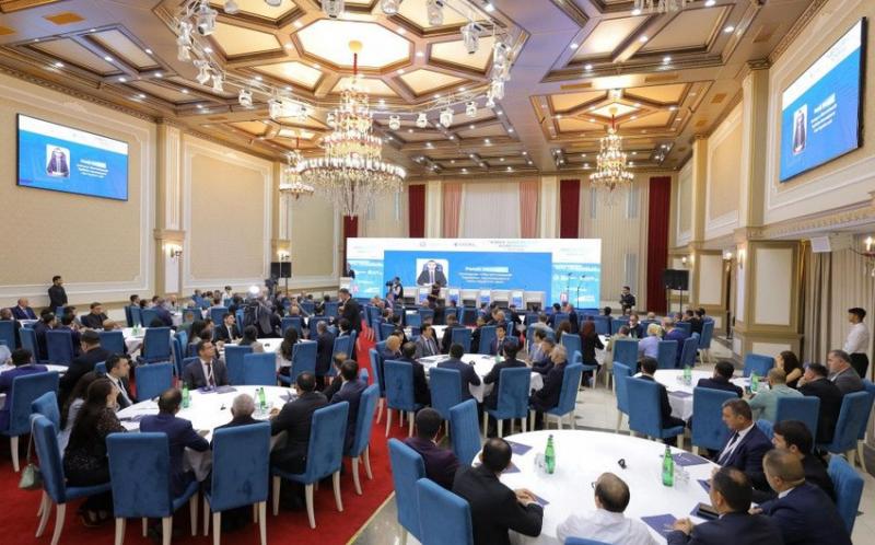 Ötən il bank kartlarından 22 milyon manat kiber üsulla oğurlanıb